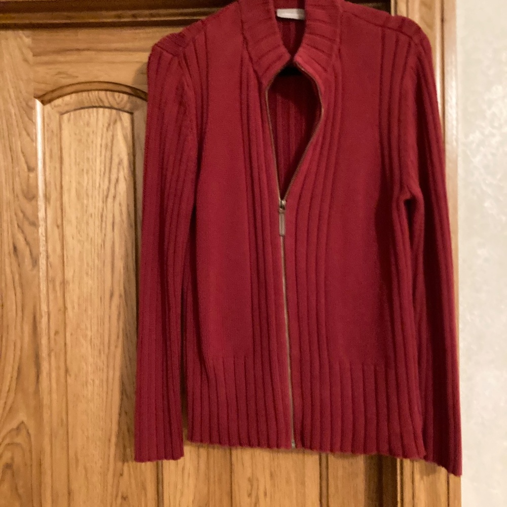 Sweater - Picture 2 of 3